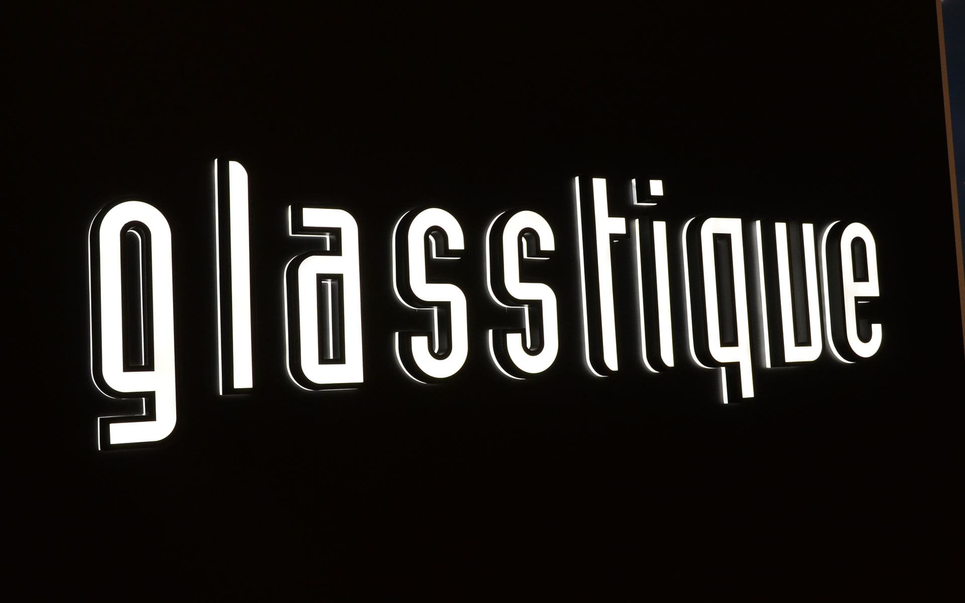 Face and Back-lit Acrylic Channel Letters for Glasstique